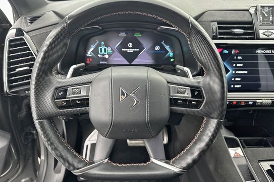 DS DS 7 Performance Line 1.6 E-Tense Hybrid AT