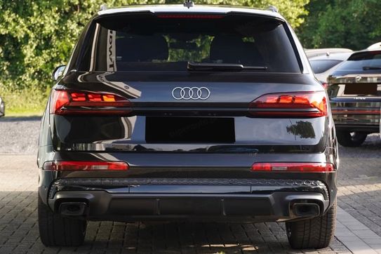 Audi Q7 50 TDI quattro S Line