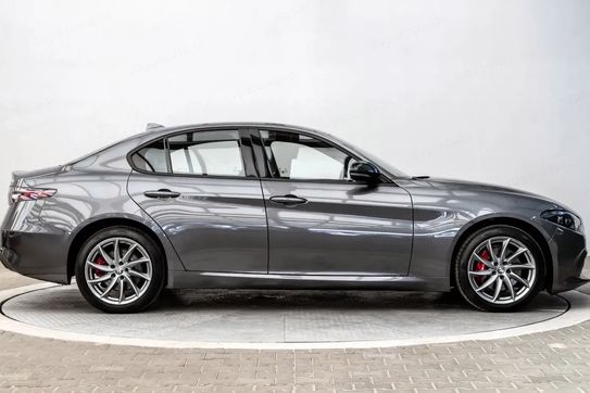 Alfa Romeo Giulia Turbo Sprint Q4