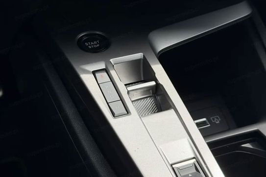 Peugeot 308 GT S&S e-DCS6 1.2 mHEV