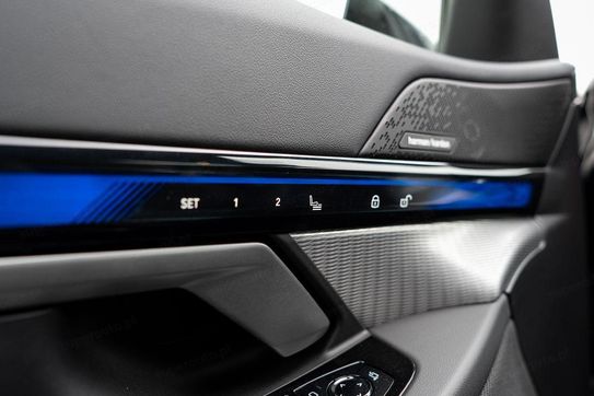 BMW Seria 5 Touring 520d xDrive M Sport