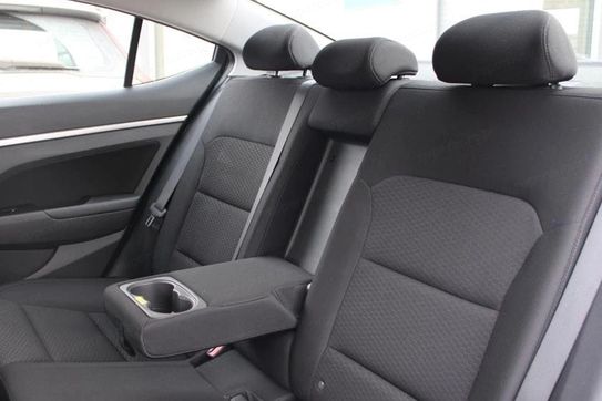 Hyundai Elantra 1.6 MPI Comfort