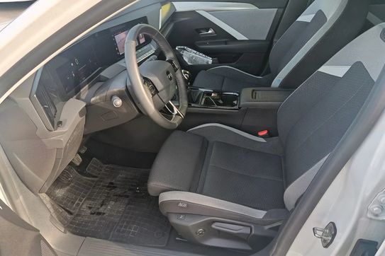 Opel Astra 1.2 T Business Edition S&S