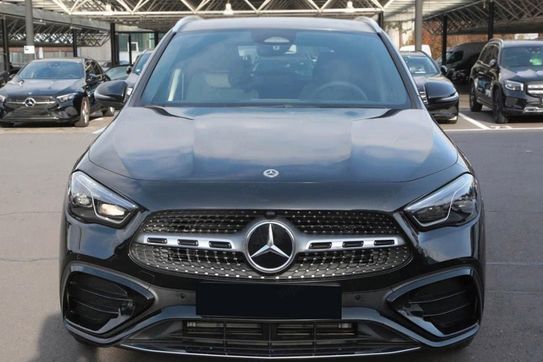 Mercedes GLA 220 4-Matic AMG Line