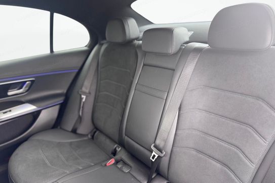 Mercedes Klasa E 220 d 4MATIC AMG Line