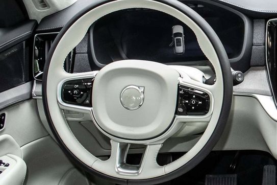 Volvo XC90 B5 AWD Ultra Dark 7os