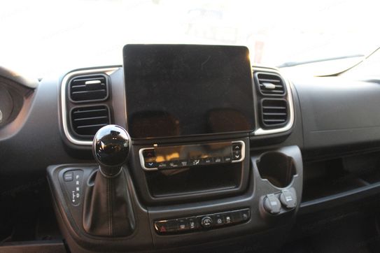 Peugeot Boxer L4H2 AT