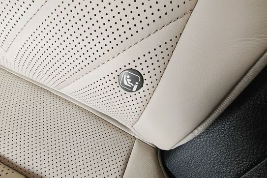 Lexus NX 350h Omotenashi 2.5 Hybrid AWD