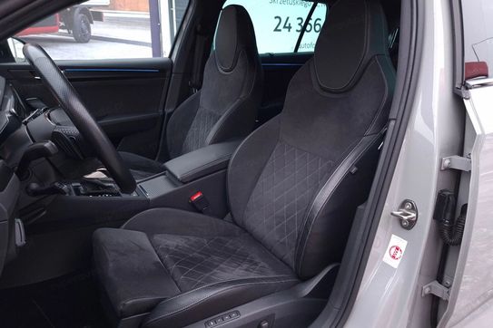 Skoda Superb 2.0 TDI SCR Sportline DSG