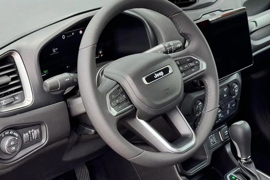 Jeep Renegade Altitude 1.5 T4 mHEV DCT