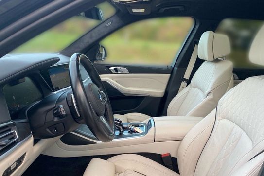 BMW X7 xDrive40d mHEV sport-aut
