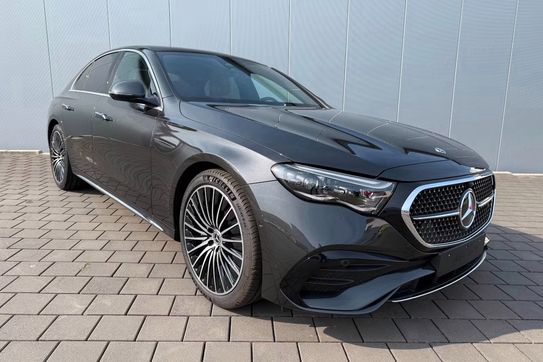 Mercedes Klasa E 220 d  4-Matic AMG
