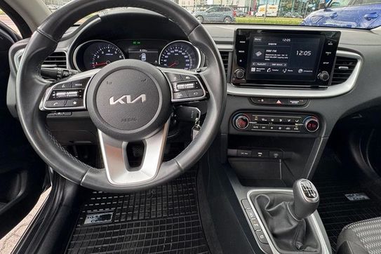 Kia Ceed 1.5 T-GDI M