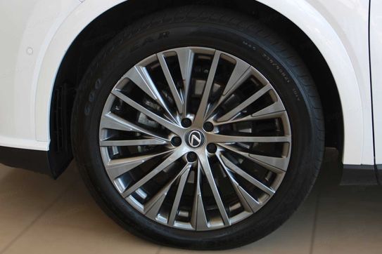 Lexus RX 450h+ Omotenashi 2.5 Hybrid Plug-in