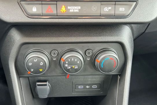 Dacia Sandero Expression 1.0 TCe