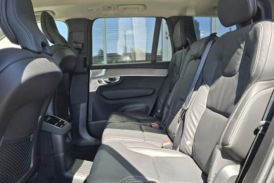 Volvo XC90 T8 AWD Plug-In Hybrid Ultra Dark 7os aut