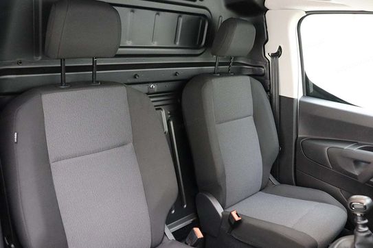 Opel Combo Van L2H1 130KM AT8