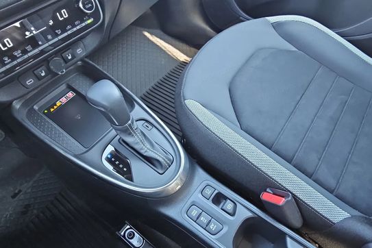 Toyota Aygo X 1.5 Hybrid Style e-CVT