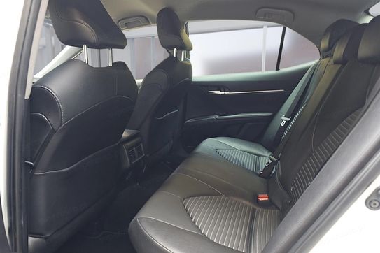 Toyota Camry 2.5 Hybrid Prestige