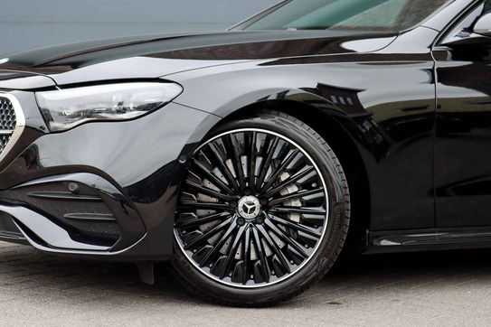 Mercedes E Klasa 200 4-Matic AMG