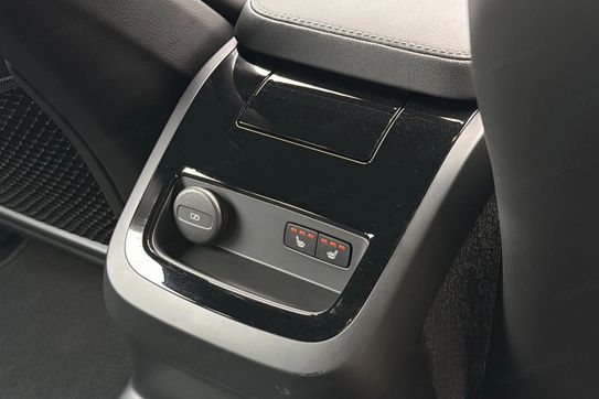 Volvo V60 T6 AWD Plug-In Hybrid Plus Bright aut