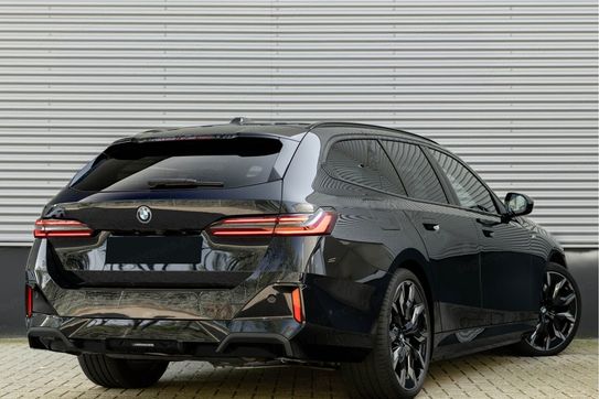 BMW Seria 5 Touring 540d xDrive M Sport