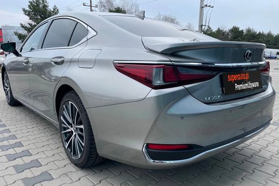 Lexus ES 300h Business Edition