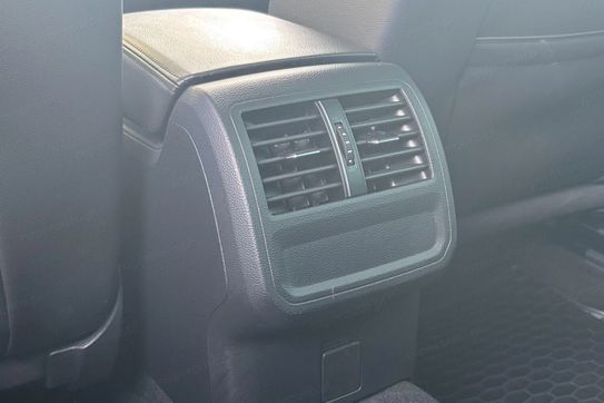 Volkswagen Passat 2.0 Tdi Scr Elegance Dsg