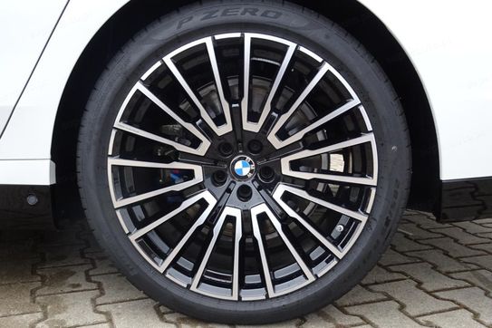 BMW Seria 7 740d xDrive M Sport