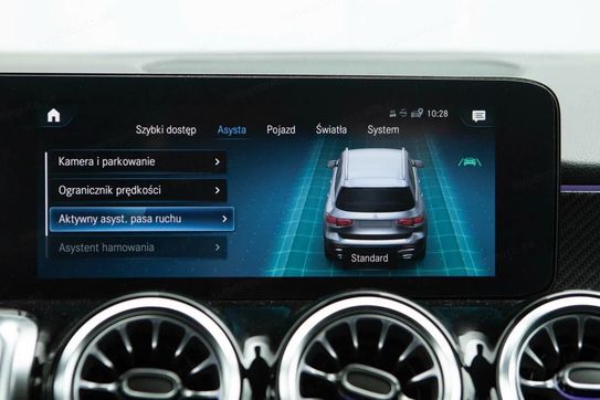 Mercedes GLB 200 4-Matic AMG Line 8G-DCT