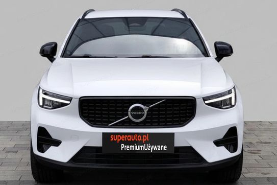 Volvo XC40 B4 B Plus Dark