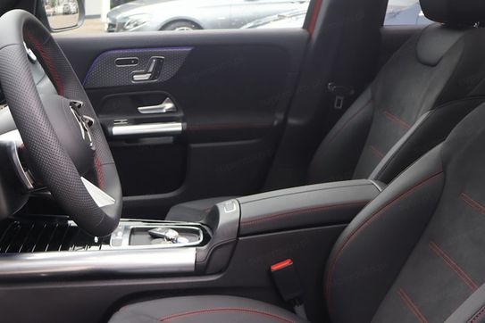 Mercedes GLA 200  AMG Line