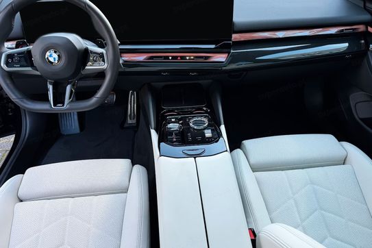 BMW Seria 5 520i M Sport