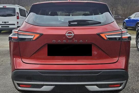 Nissan Qashqai Acenta 1.3 DIG-T mHEV MT 2WD