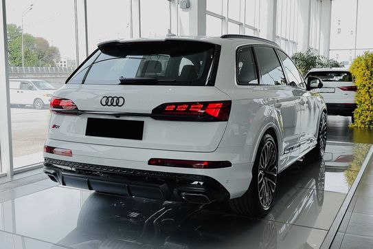 Audi Q7 50 TDI quattro S Line