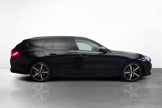BMW Seria 5 540d xDrive mHEV M Sport aut