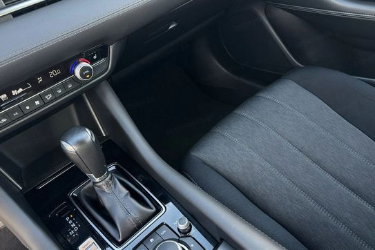 Mazda 6 2.0 Center-Line