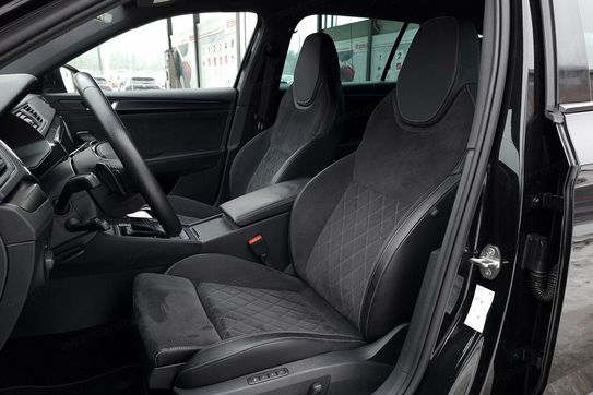 Skoda Superb 2.0 TDI Sportline DSG