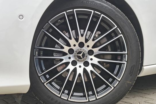 Mercedes Klasa C 180 mHEV Avantgarde