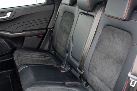 Ford Kuga 2.5 FHEV AWD ST-Line X