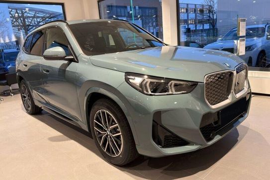 BMW iX1 xDrive30 M Sport