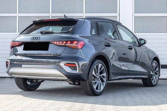 Audi A3 35 TFSI allstreet