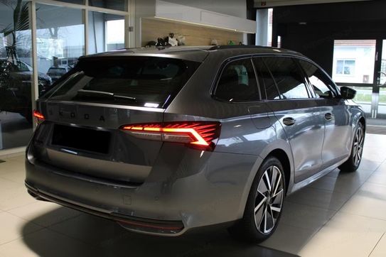 Skoda Octavia Sportline 1.5 TSI m-HEV DSG