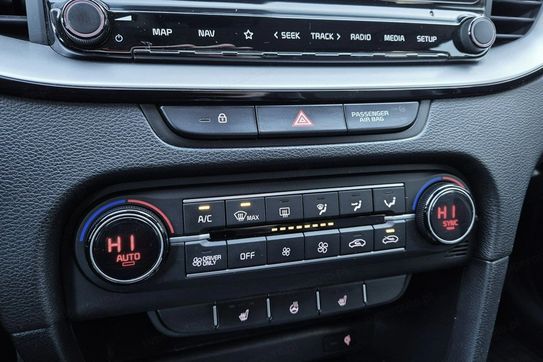 Kia Ceed 1.6 GDI PHEV L Business Line DCT