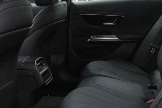 Mercedes Klasa E 300 de 4-Matic Exclusive