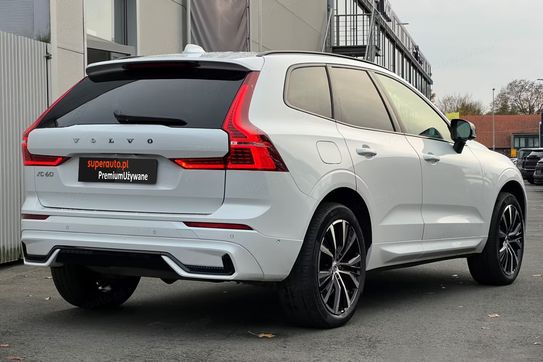 Volvo XC60 B5 B AWD Ultimate Dark