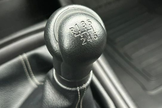 Toyota HiLux 2.4 d-4D Double Cab Dlx 4X4