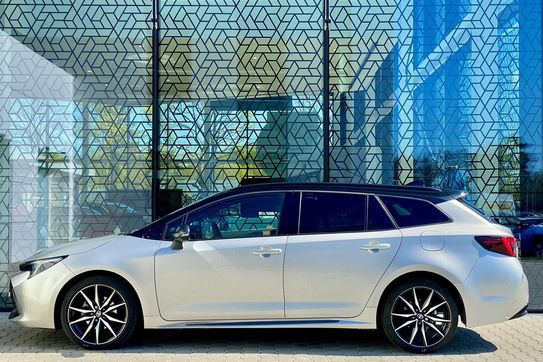 Toyota Corolla 1.8 Hybrid GR Sport Dynamic