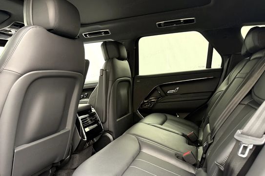 Land Rover Range Rover Sport D300 Dynamic SE