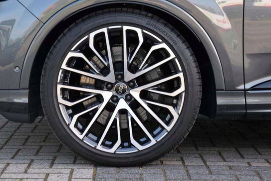 Audi Q7 50 TDI quattro S Line